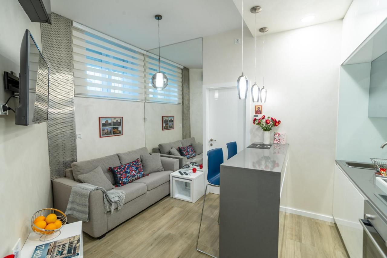 Lirra Luxe - Central Belgrade Apartments Exteriör bild